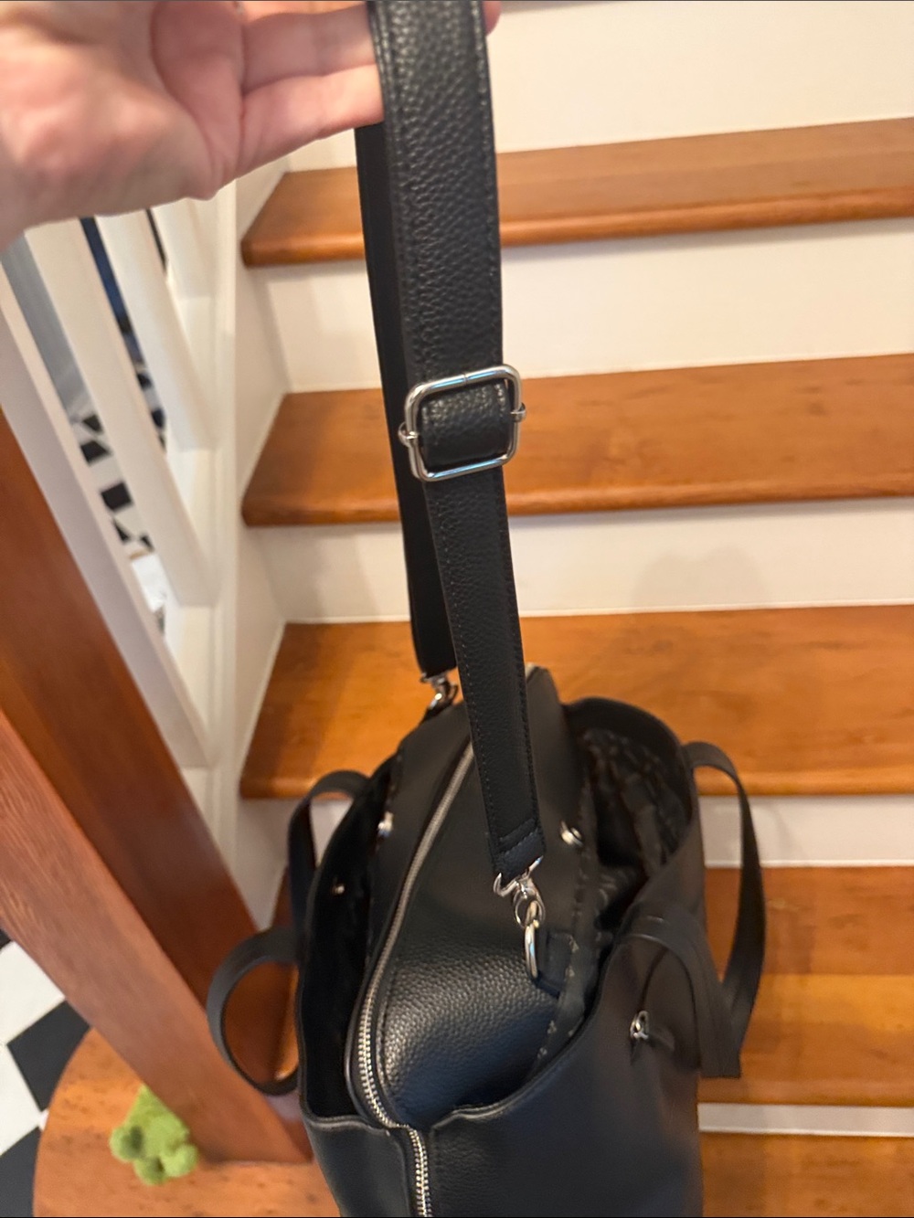 Roots Black Vegan Pebbled Leather Laptop Bag/satchel with Shoulder Strap-Unisex - Picture 9 of 16